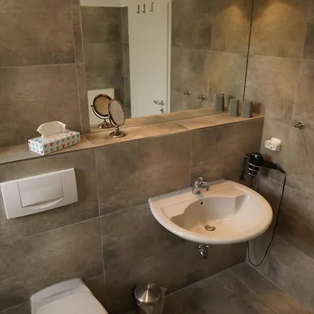 Unter Den Linden - 46-17 * Ostseebad Kühlungsborn